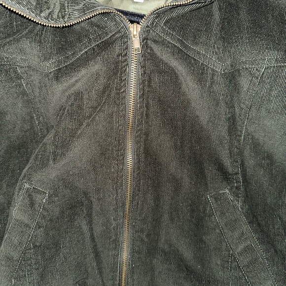 Medium - green corduroy jacket by Bella swan in Twilight New Moon movie - Picture 5 of 6